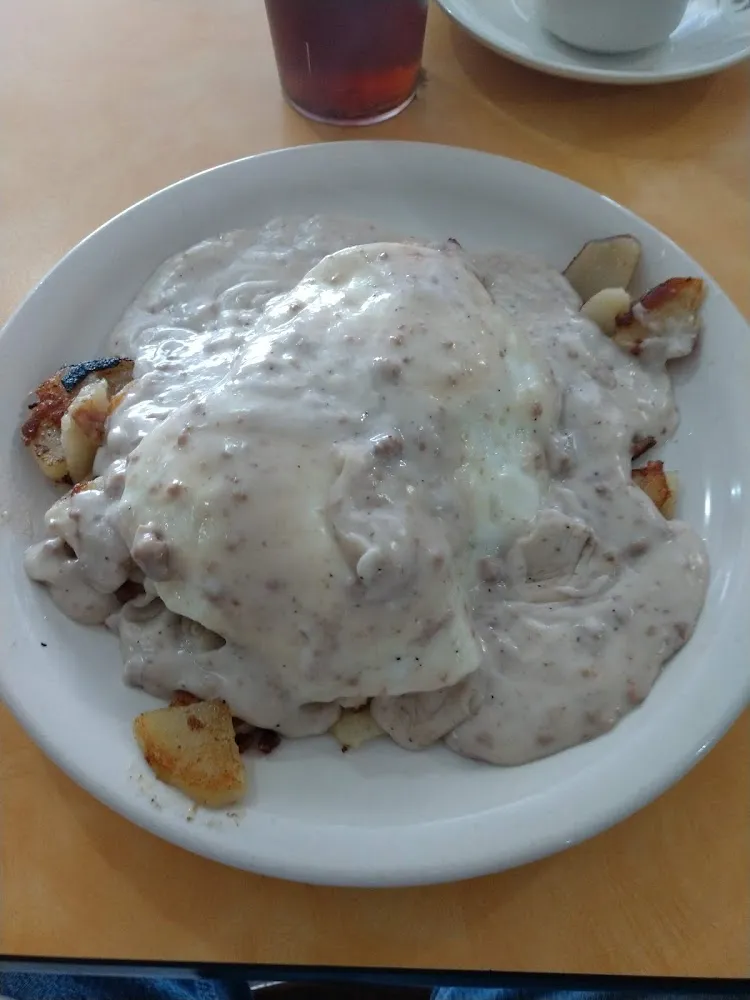 Sausage Biscuits & Gravy